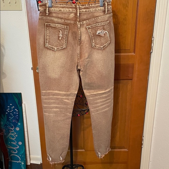 💸💸💸BOGOHO 💸💸💸Distressed Tan Women's Jeans-10 - Picture 5 of 10